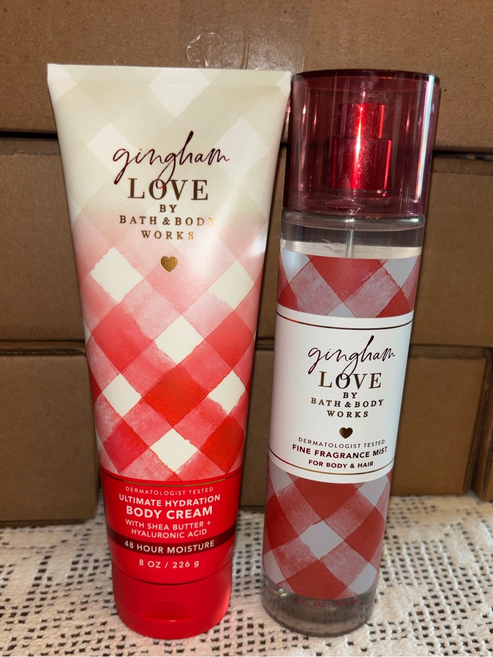 (2026) Bath & Body Works Gingham Love - Red, White Body Cream & Fragrance Mist